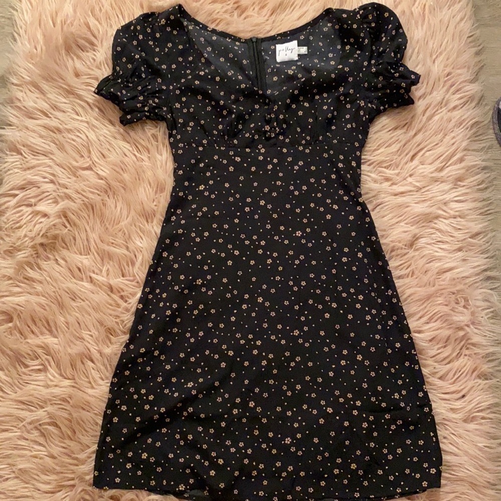 Super cute Princess Polly dress!